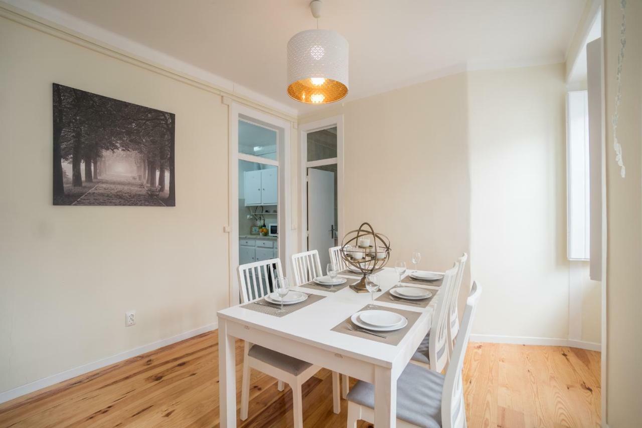 Mouraria 2 Bedroom Apartment リスボン エクステリア 写真