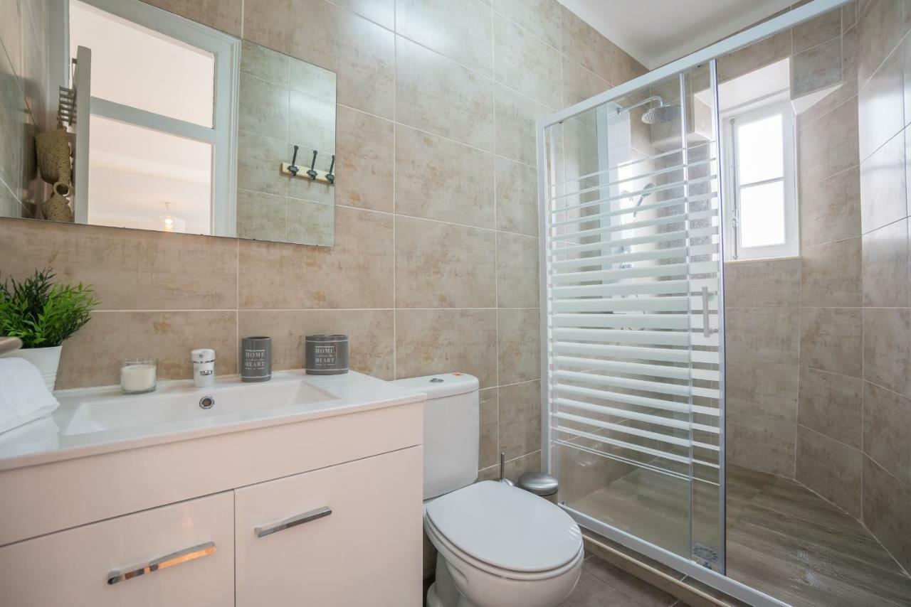 Mouraria 2 Bedroom Apartment リスボン エクステリア 写真