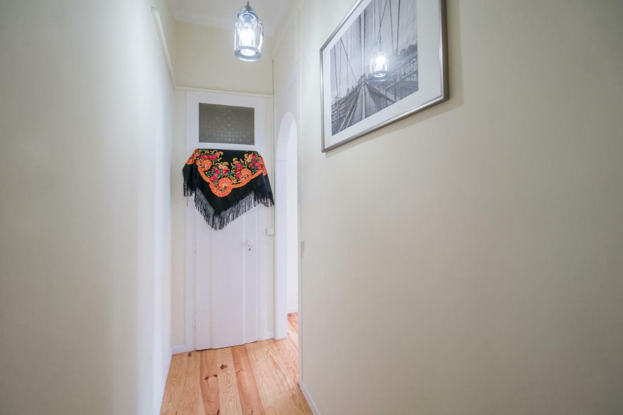 Mouraria 2 Bedroom Apartment リスボン エクステリア 写真